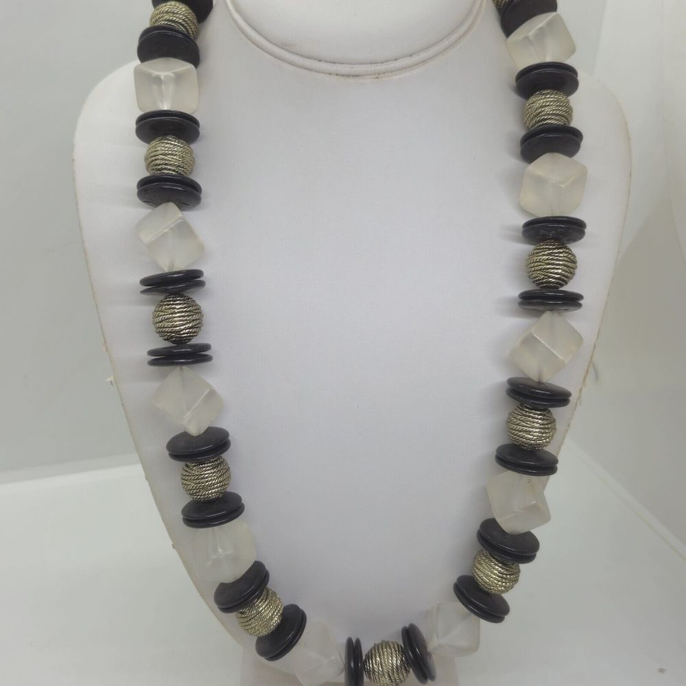 Chunky Black And Frosty Bead Necklace‎